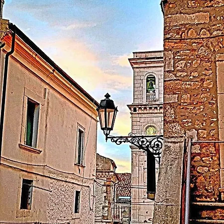 Couette-café Dormire Nel Borgo Bovino