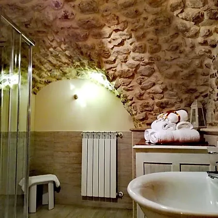 לינה וארוחת בוקר Dormire Nel Borgo 3*
